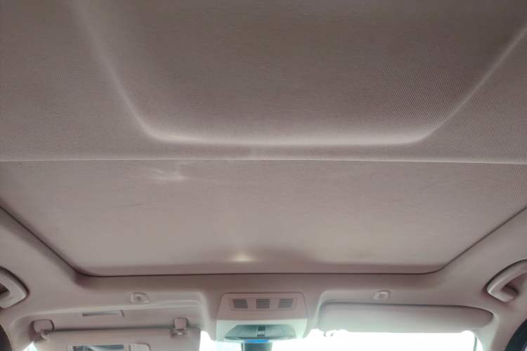 Used BMW 5 Series 2014 525Li Leading Model