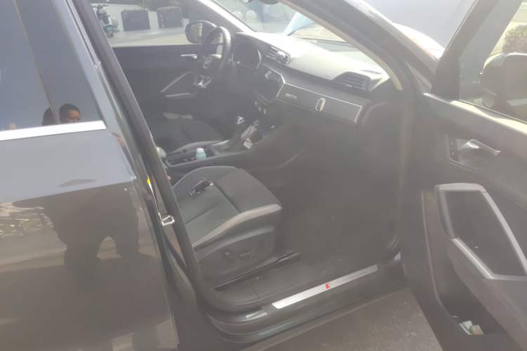 Used Audi Q3 2022 35 TFSI Fashion Dynamic Model
