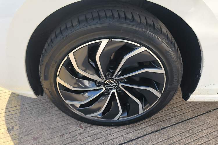 Used Volkswagen Golf 2021 200TSI DSG Pro