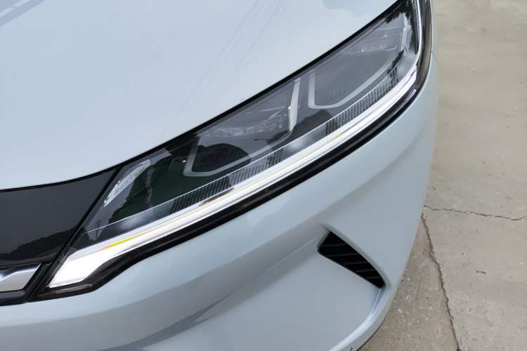 Used BYD Yuan UP 2024 401KM Leading Edition
