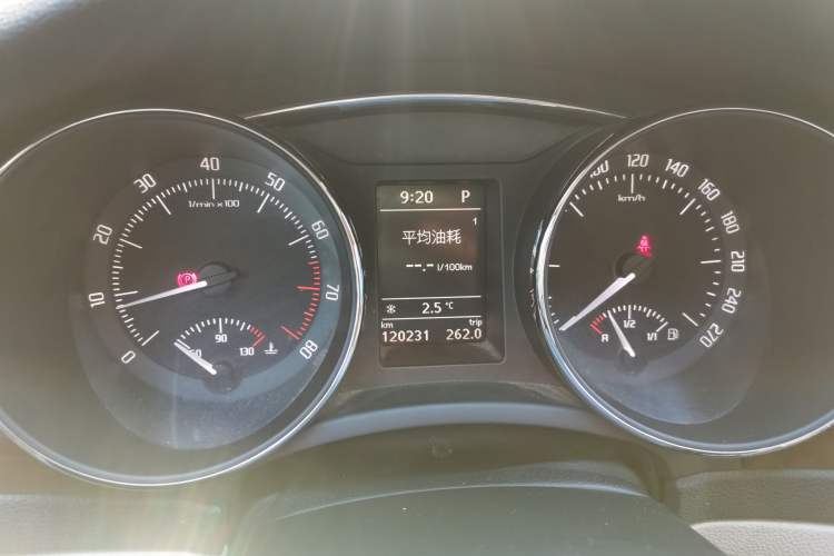 Used Skoda Superb 2013 1.8TSI Automatic MingShi Edition
