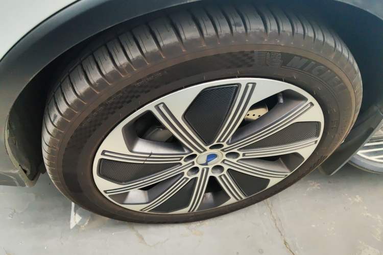 Used Denza N8 2023 Four-Wheel Drive Ultra-Hybrid Flagship Seven-Seater Version