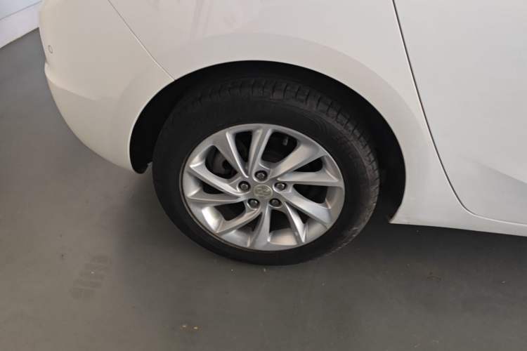 Used Buick Verano 2016 Hatchback 15S Automatic Leading Model
