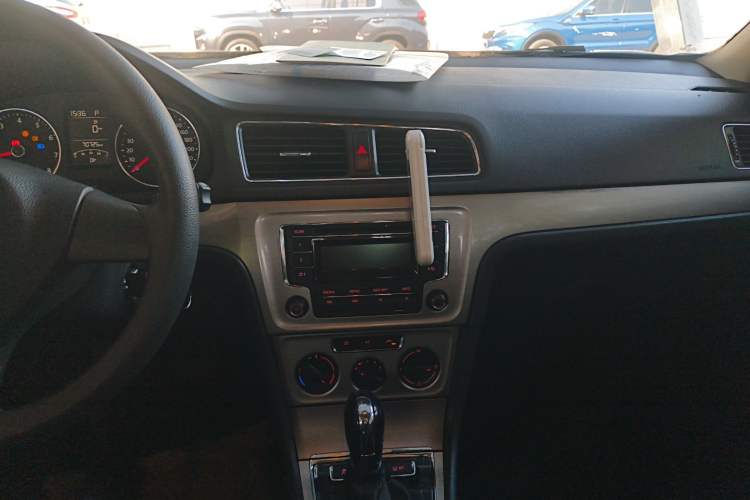 Used Volkswagen Lavida 2013 Restyled Classic 1.6L Automatic Comfort Edition