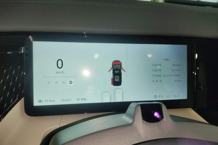 Used Zeekr 009 2024 7-Seater Walk-Through Version Four-Wheel Drive 108 kWh