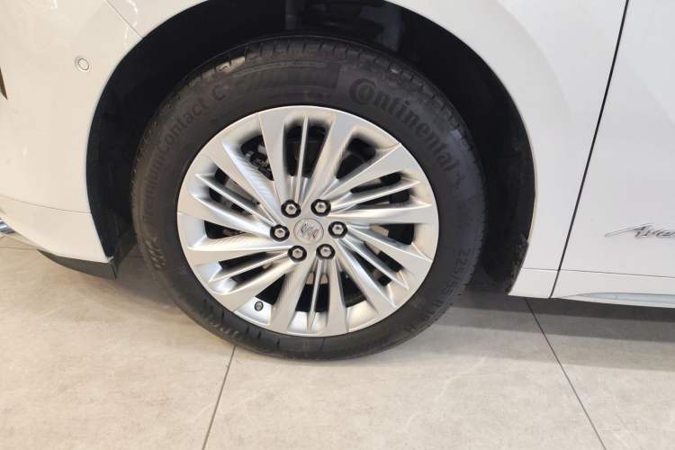 Used Buick Century 2023 2.0T Six-Seater Yinshi Edition
