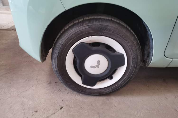 Used Wuling Hongguang MINIEV 2021 Macaron Fashion Edition Lithium-Ion Battery
