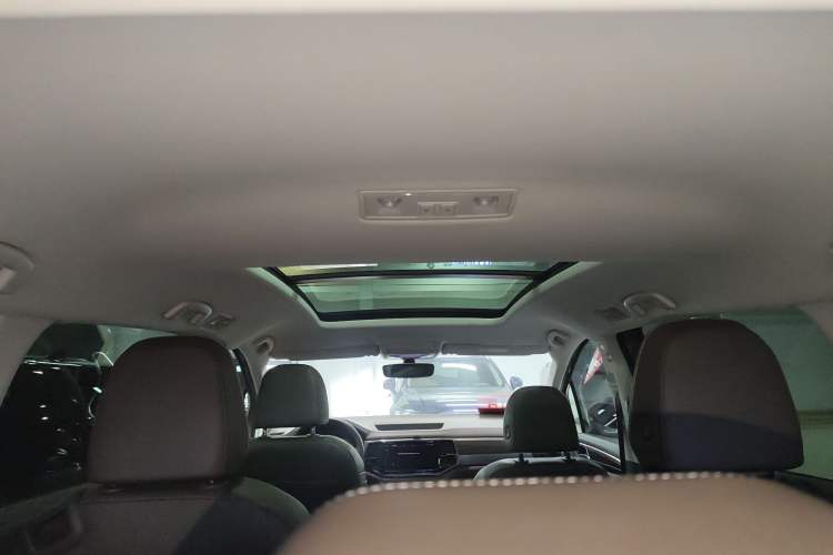 Used Volkswagen Viloran 2020 330TSI Luxury Edition