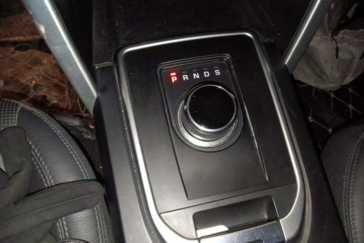 Used Land Rover Discovery Sport 2019 240 PS SE Version China V Standard