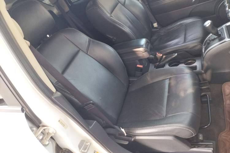 Used  Compass 2015 2.0L Two-Wheel Drive Luxury Edition