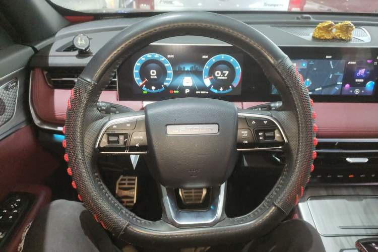 Used JETOUR X70 PLUS 2023 1.5T DCT Brave PLUS 5-Seater
