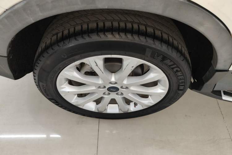 Used Ford Kuga 2015 1.5L GTDi Two-Wheel Drive Fashion Edition
