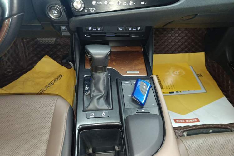 Used Lexus ES 2021 200 Luxury Edition
