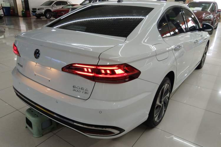 Used Volkswagen Bora 2023 300TSI DSG Prestige Edition