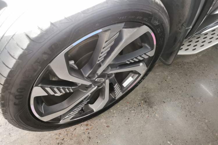 Used Geely Auto Monjaro L 2023 2.0TD High-Power Automatic Two-Wheel Drive Flagship Version