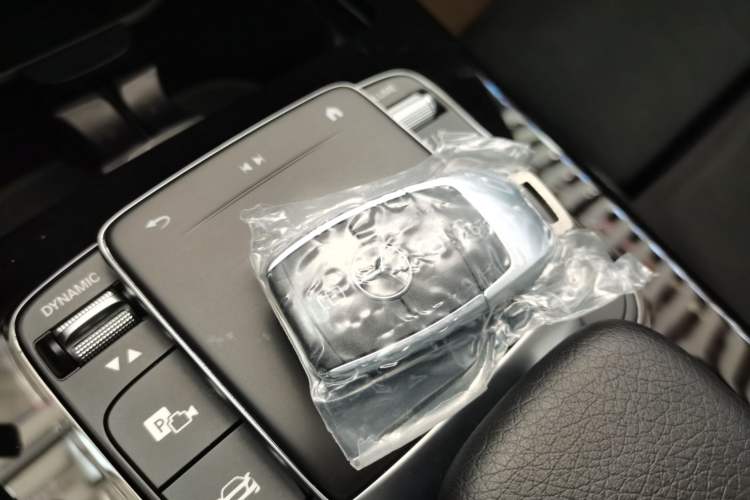 Used Mercedes-Benz A-Class 2022 Revised Version A 200 L Sport Sedan Fashionable Style