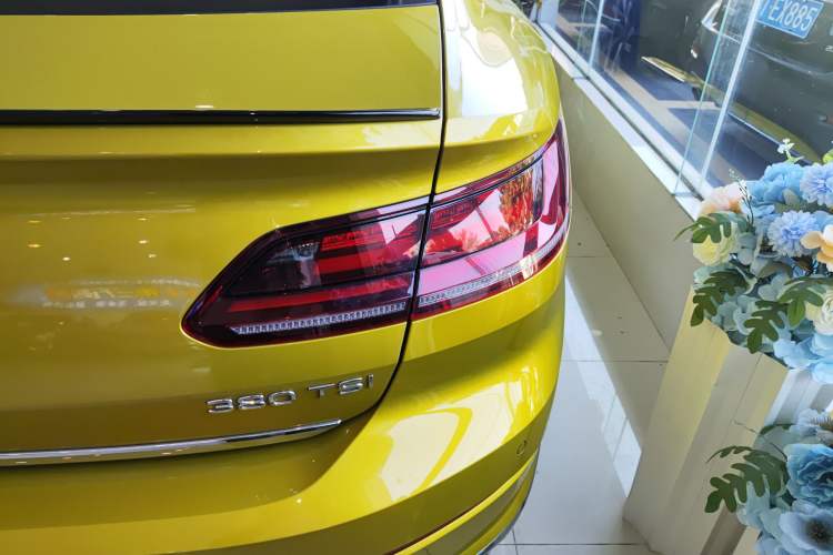 Used Volkswagen FAW-Volkswagen CC 2021 380TSI Striking Edition
