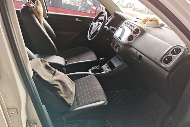 Used Volkswagen Tiguan 2016 280TSI Automatic Two-Wheel-Drive Silk Road Style Edition