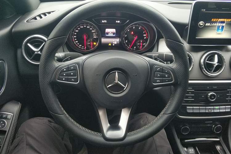 Used Mercedes-Benz CLA 2016 Facelifted CLA 200 Stylish Edition