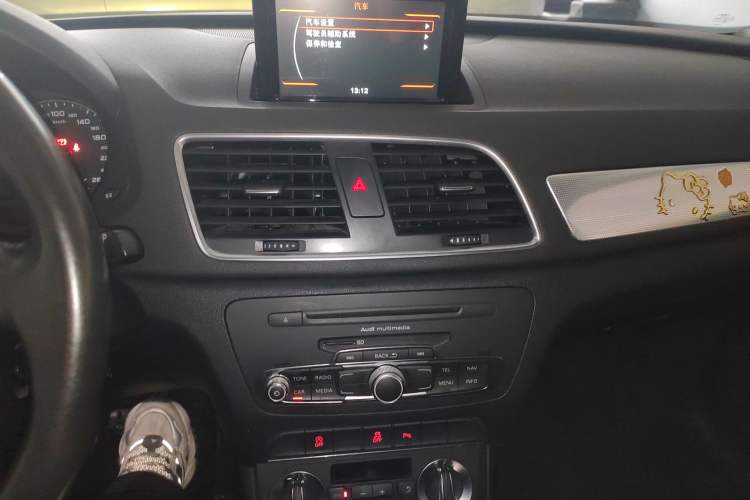 Used Audi Q3 2015 35 TFSI Comfort Model
