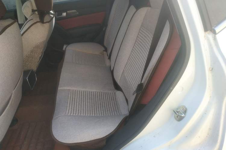 Used Haval H2 2018 1.5T Dual-Clutch Two-Wheel Drive Fashion Model China VI Standard