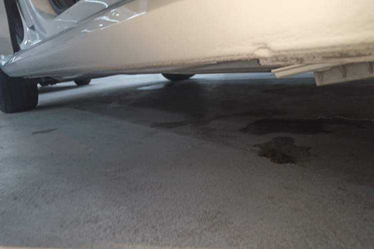 Used Volkswagen Golf 2017 1.6L Automatic Comfort Million-Vehicle Anniversary Edition
