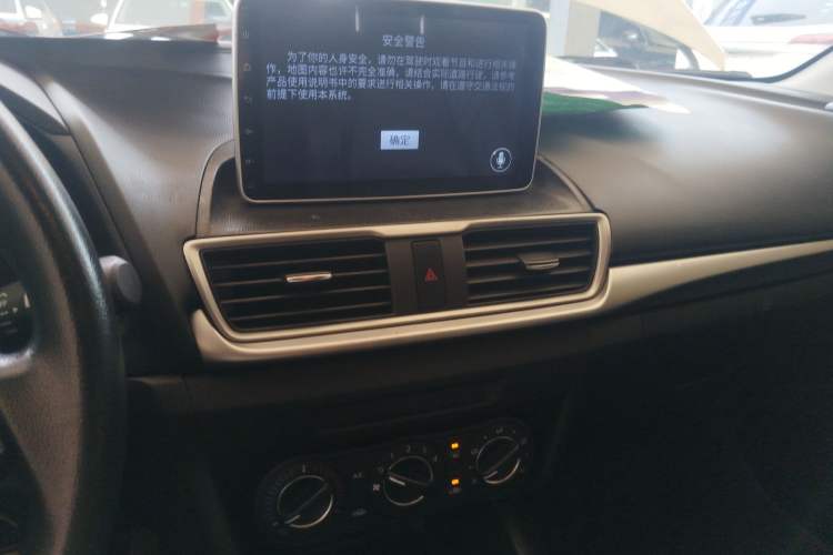 Used Mazda Mazda 3 Axela 2019 Cloud-Controlled Version Hatchback 1.5L Automatic Comfort Model Emission Standard China V
