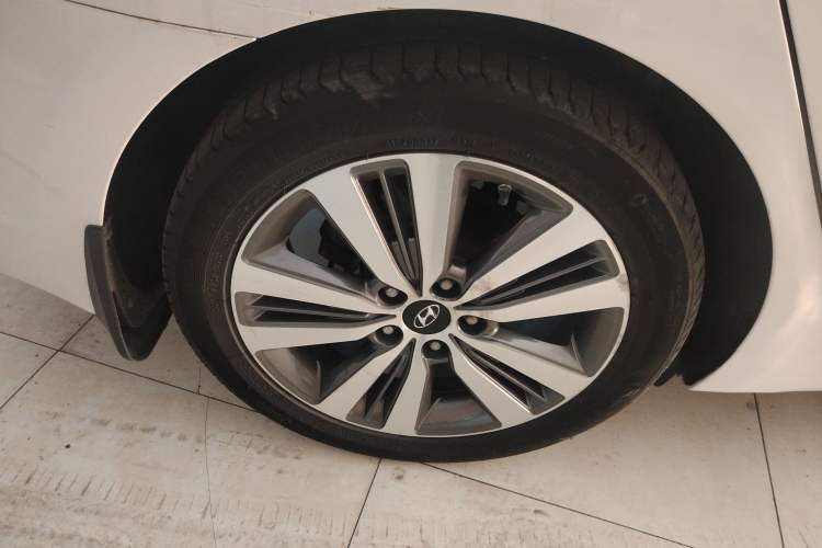 Used Hyundai Mistra 2016 1.8L Automatic Deluxe DLX Model