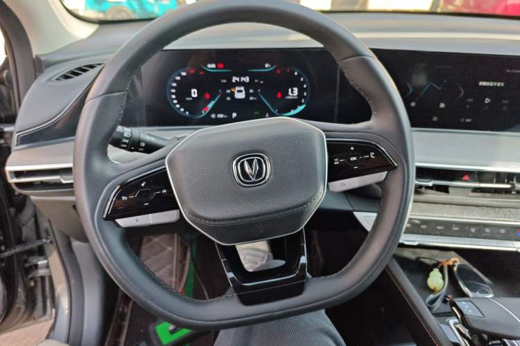 Used Changan Eado 2023 Changan Edition PLUS Blue Whale NE 1.4T GDI DCT Prestige Version
