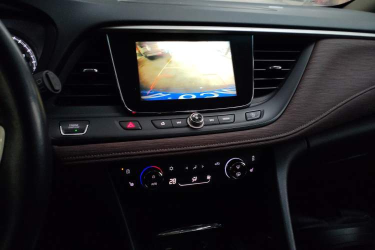 Used Buick GL6 2018 18T 6-Seater Prestige Model