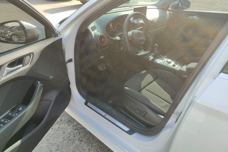 Used Audi A3 2020 Limousine 40 TFSI Sporty Version China VI
