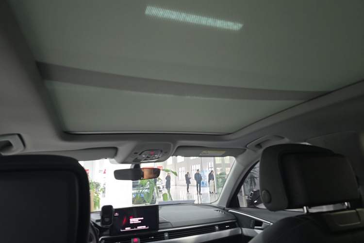 Used Audi A4L 2022 35 TFSI Fashion Dynamic Model
