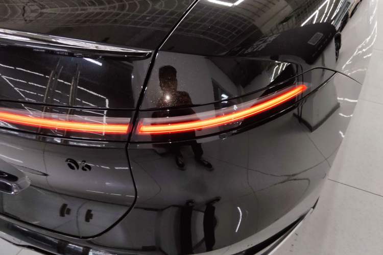 Used  06 2025 Max All-Electric Version
