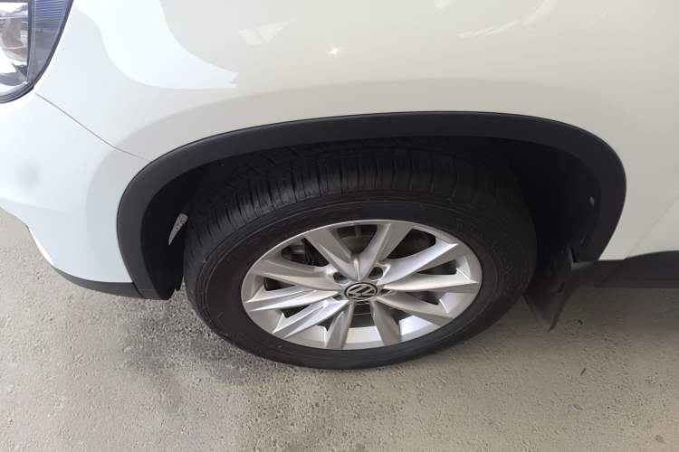 Used Volkswagen Tiguan 2017 300TSI Automatic Two-Wheel Drive Silk Road Comfort Edition