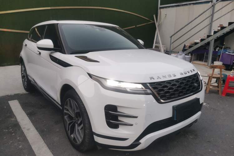 Used Land Rover Range Rover Evoque 2021 Range Rover Velar 249 PS R-Dynamic S Performance Edition
