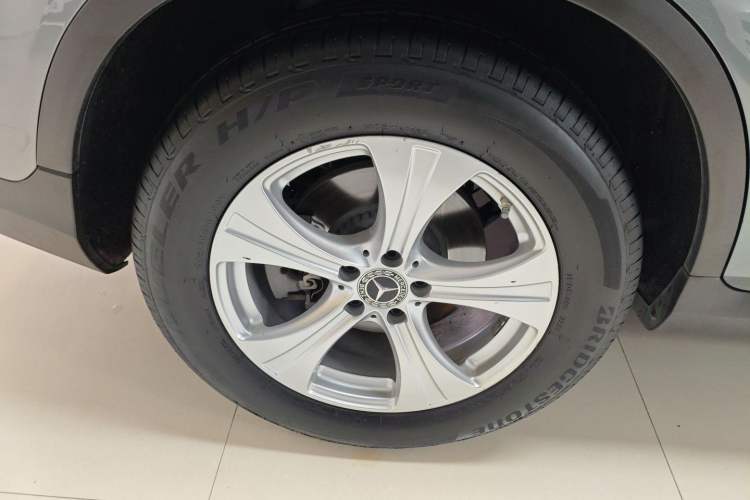 Used Mercedes-Benz GLC 2020 GLC 260 L 4MATIC Dynamic Model