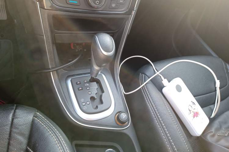 Used Peugeot 308 2014 Enjoyment Edition Classic 1.6L Automatic Fashion Model