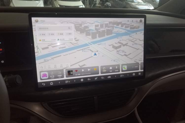 Used Denza D9 2023 DM-i 945 Business Edition
