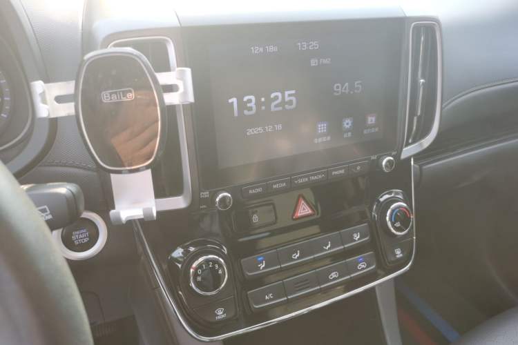 Used Hyundai ix35 2019 2.0L Automatic 2WD Zhiyong·Changxiang Edition China VI Standard
