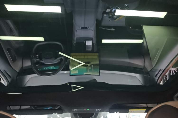 Used Lynk & Co Z10 2025 95 kWh 702 km All-Wheel Drive Intelligent Driving Ultra
