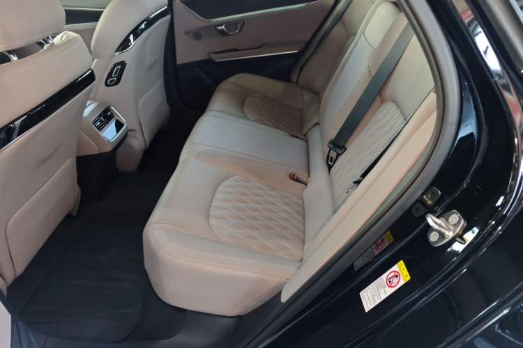 Used BYD Han 2025 EV with 701 km of Laser Radar-Enabled Intelligent Driving
