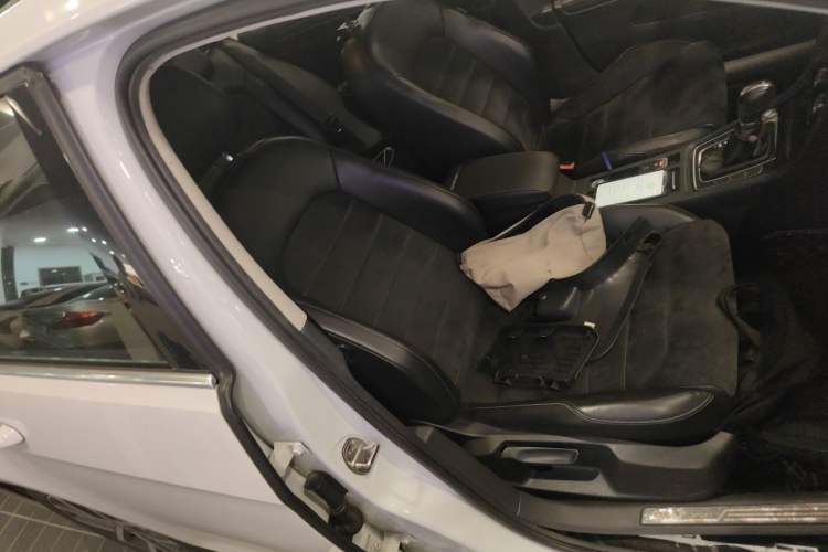 Used Volkswagen Golf 2018 230TSI Automatic Luxury Version