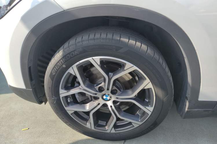 Used BMW X1 2020 sDrive25Li Leading Model
