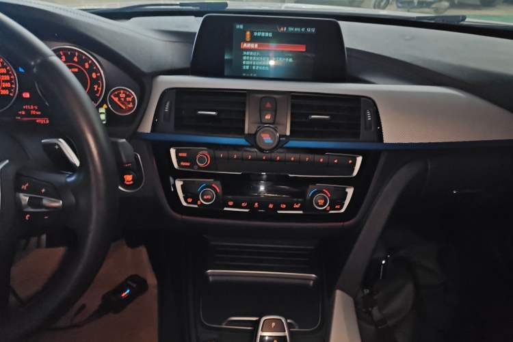 Used BMW 3 Series 2019 320i M Sport Package
