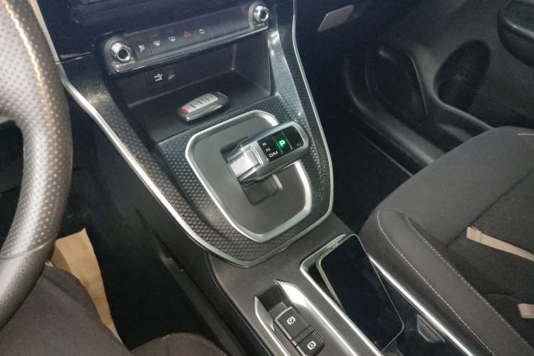 Used Haval M6 2021 PLUS 1.5T DCT Elite Smart Connectivity Model
