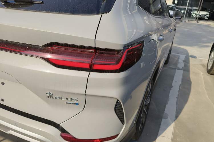 Used BYD Song PLUS New Energy 2025 DM-i Smart Drive 112KM Prestige Model