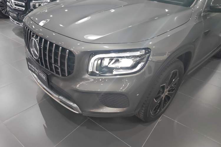 Used Mercedes-Benz GLB 2022 Updated GLB 200 Fashion Edition
