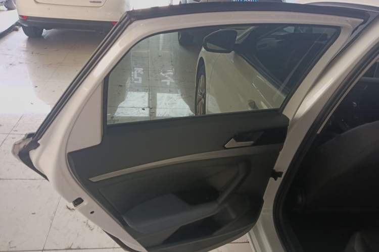 Used Volkswagen Lavida 2023 1.5L Automatic De Yi Edition
