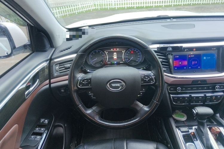 Used GAC Trumpchi GS8 2017 320T Two-Wheel Drive Luxury Edition (7 Seats)
