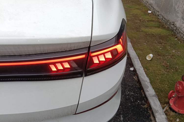 Used Volkswagen Lamando 2024 Lavida L 280TSI DSG Cool & Spicy Edition